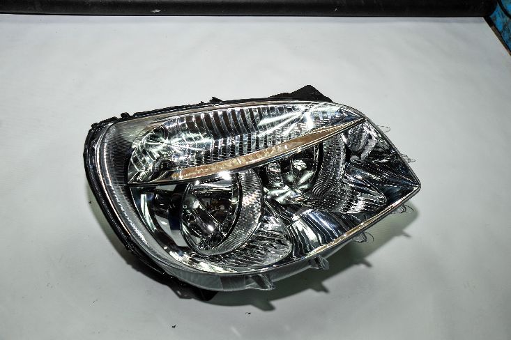 124 SPİDER ÇIKMA YEDEK PARÇA FİAT ÇIKMA YEDEK PARÇA DOBLO FAR